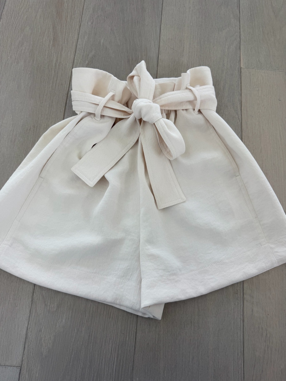 Wilfred Cream Paperbag Tie-Waist Skirt